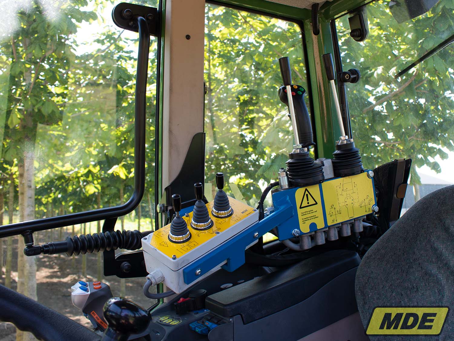 mde-kb90-kluitenrooier-14