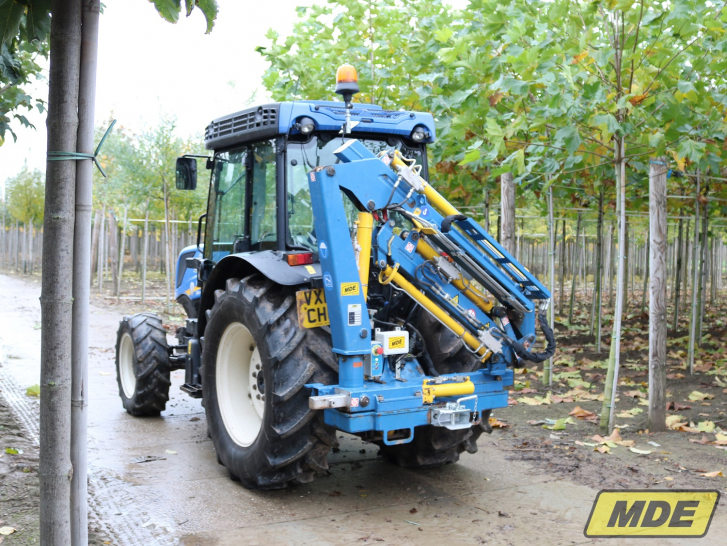 mde-machinebouw-bomenlaadkraan-15000e1j1-2-