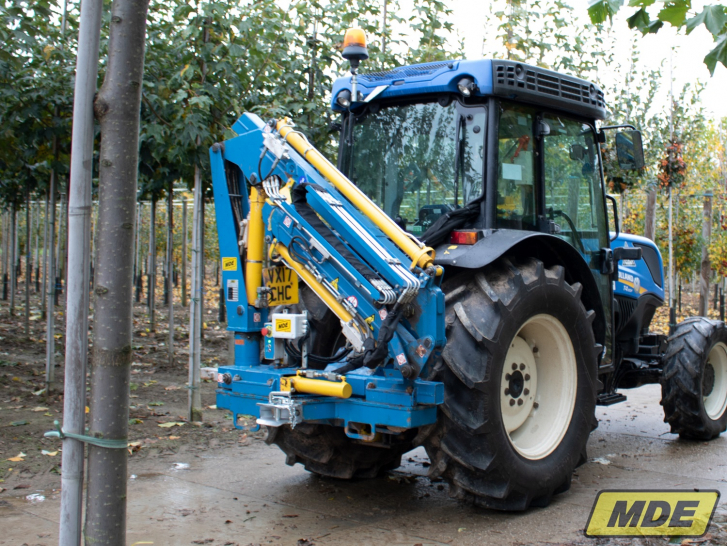 mde-machinebouw-bomenlaadkraan-15000e1j1-3-