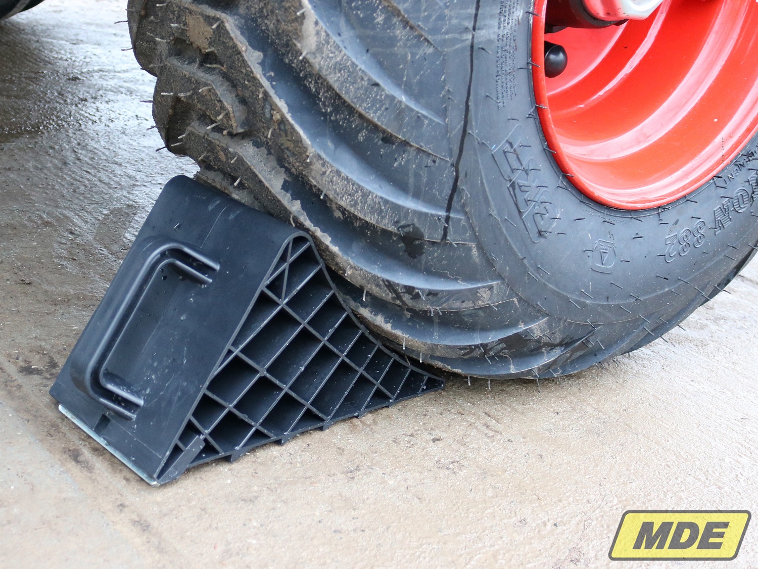 mde-machinebouw-bomentransportwagen-kraan-16-1