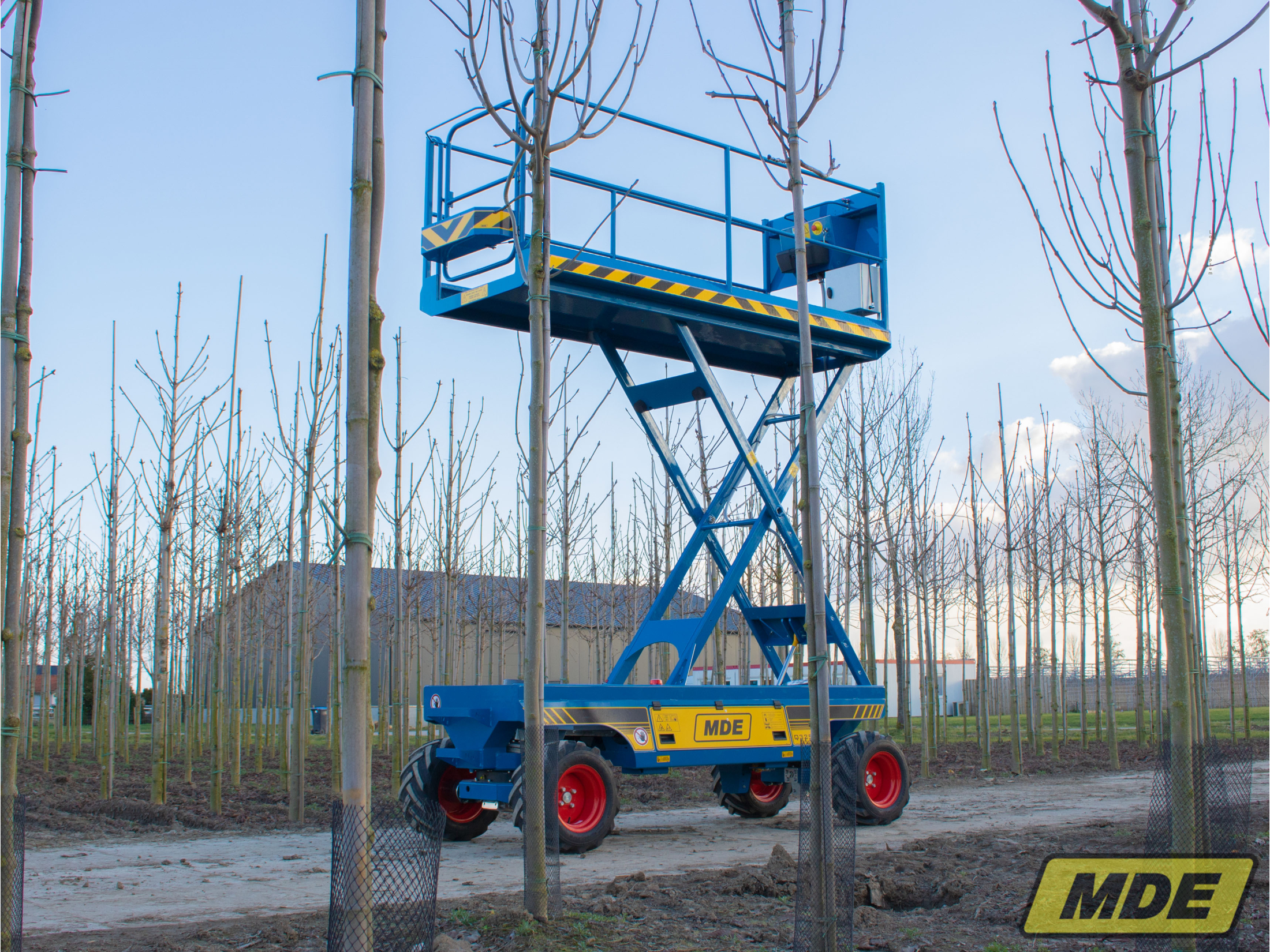 mde-machinebouw-snoeiplateau-q325e-14-